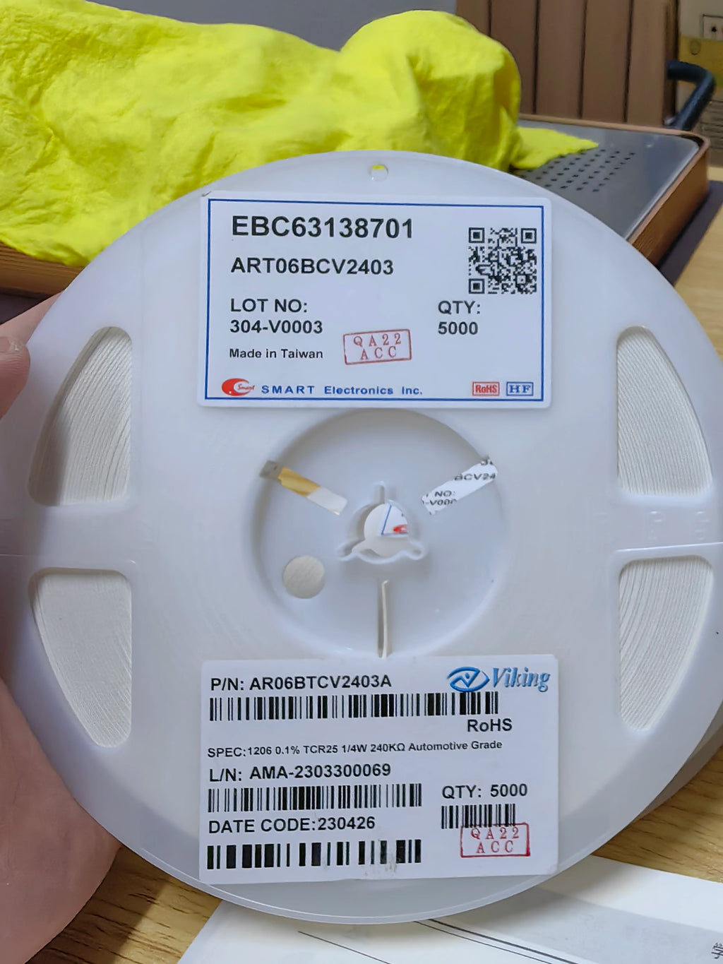 AR06BTCV2403A SMD IC Chip New in Stock Electronic Components