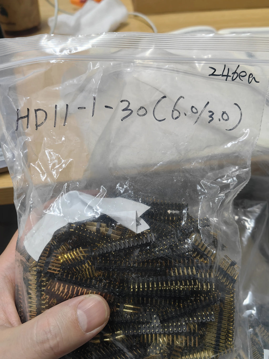 HD11-1-30-(6.0/3.0) DIP IC Chip New in Stock Electronic Components