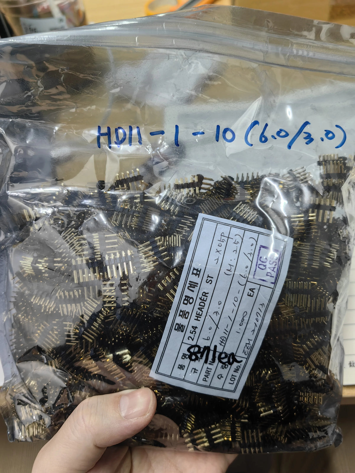HD11-1-10-(6.0/3.0) DIP IC Chip New in Stock Electronic Components
