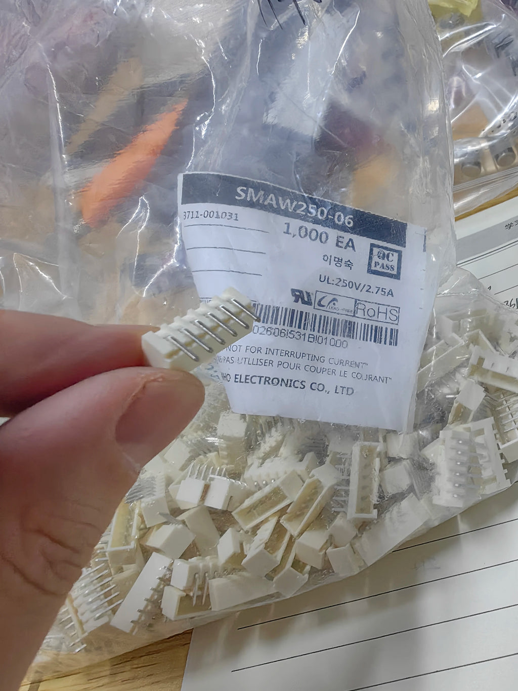 SMAW250-06 NA IC Chip New in Stock Electronic Components