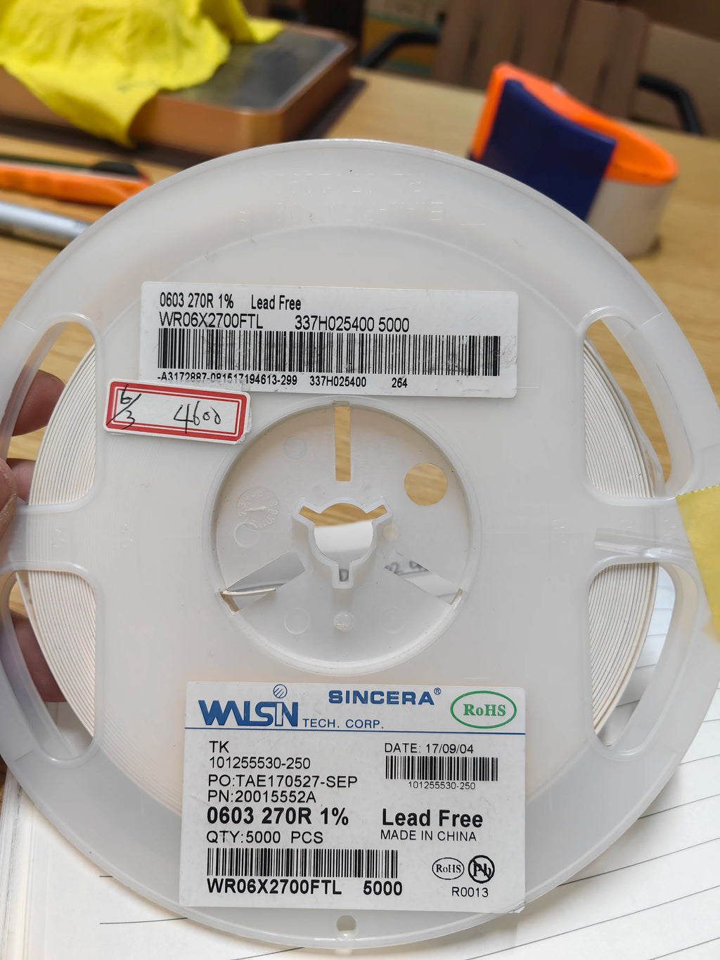 WR06X2700FTL SMD IC Chip New in Stock Electronic Components