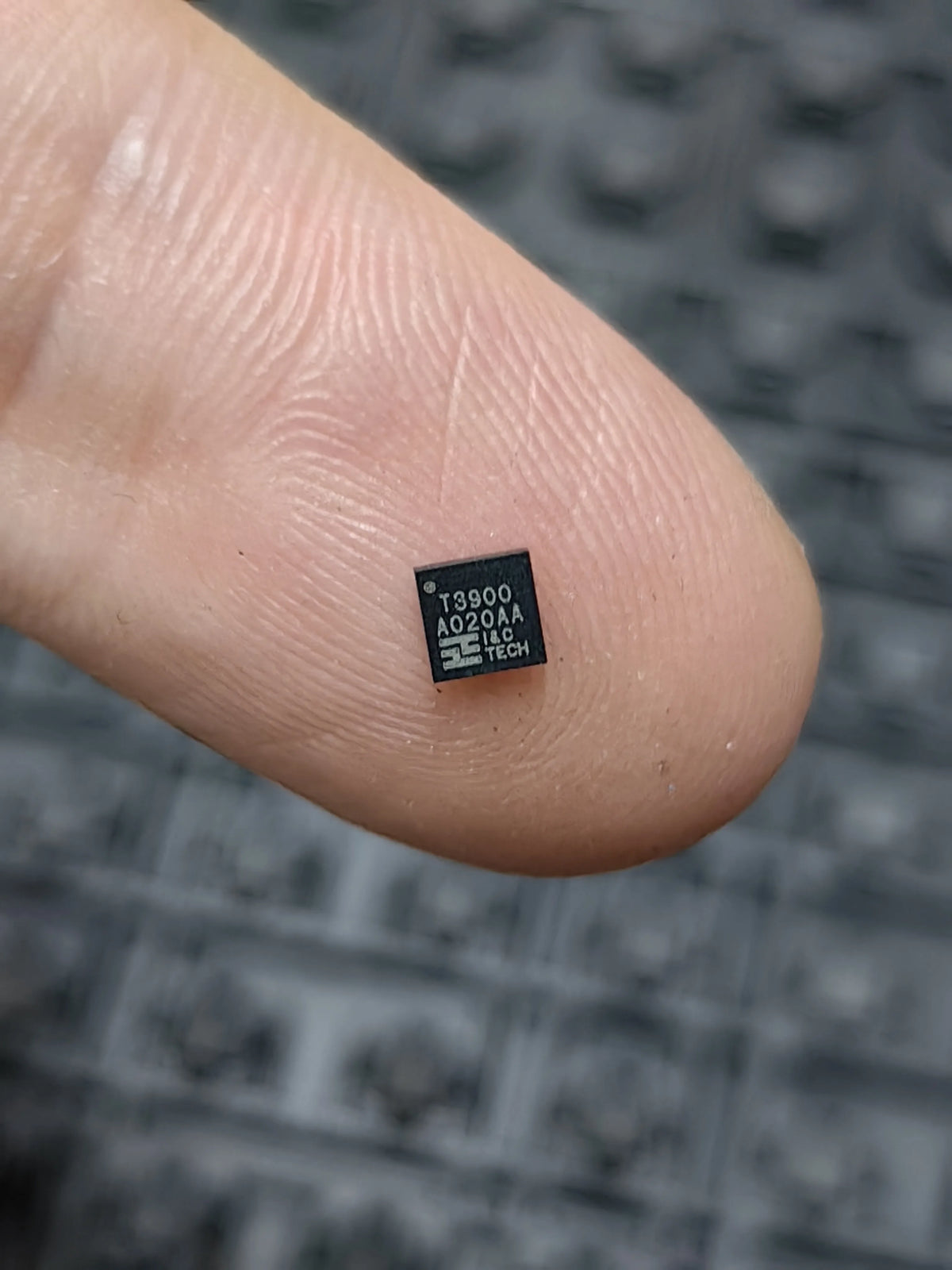 T3900 BGA Integrated Circuit IC Chip New in Stock Electronic Components