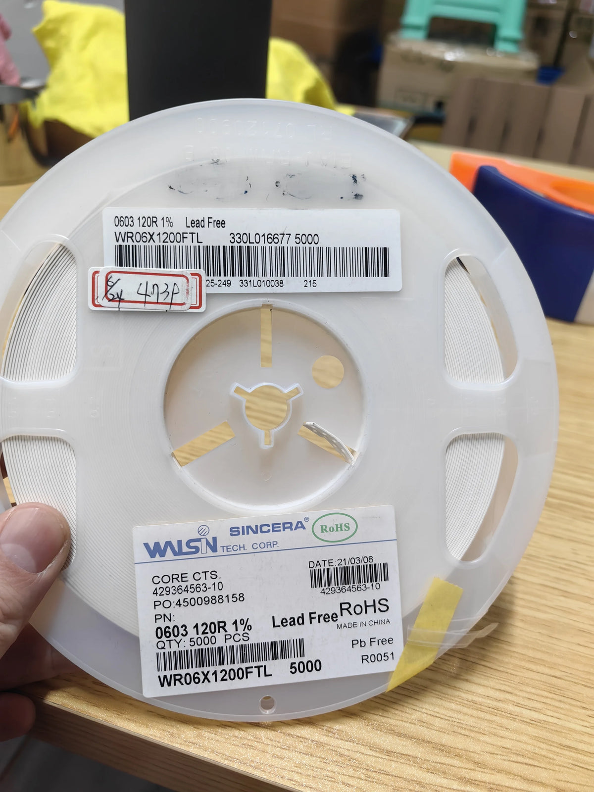 WR06X1200FTL SMD IC Chip New in Stock Electronic Components