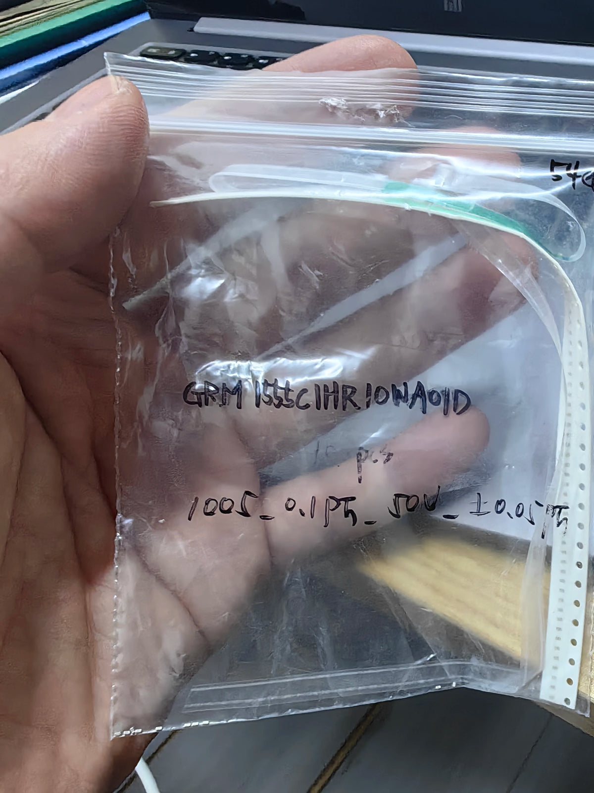 GRM1555C1HR10WA01D SMD IC Chip New in Stock Electronic Components