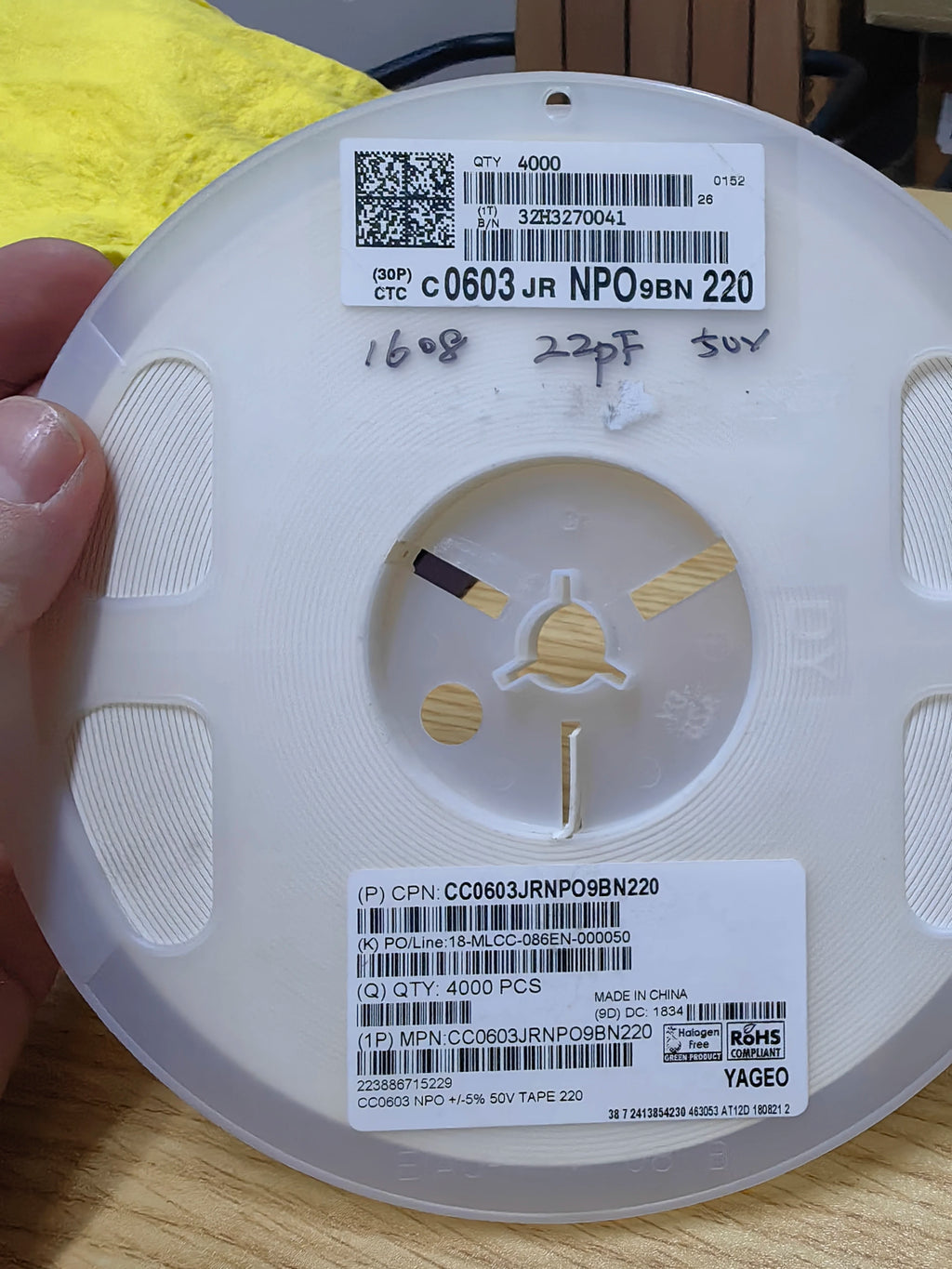 CC0603JRNPO9BN220 SMD IC Chip New in Stock Electronic Components