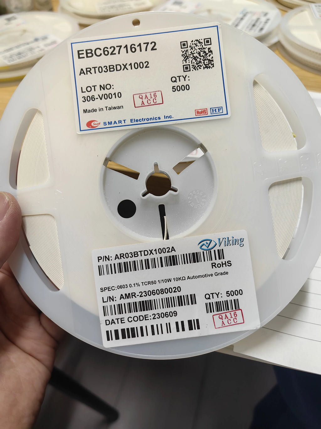 AR03BTX1002A SMD IC Chip New in Stock Electronic Components