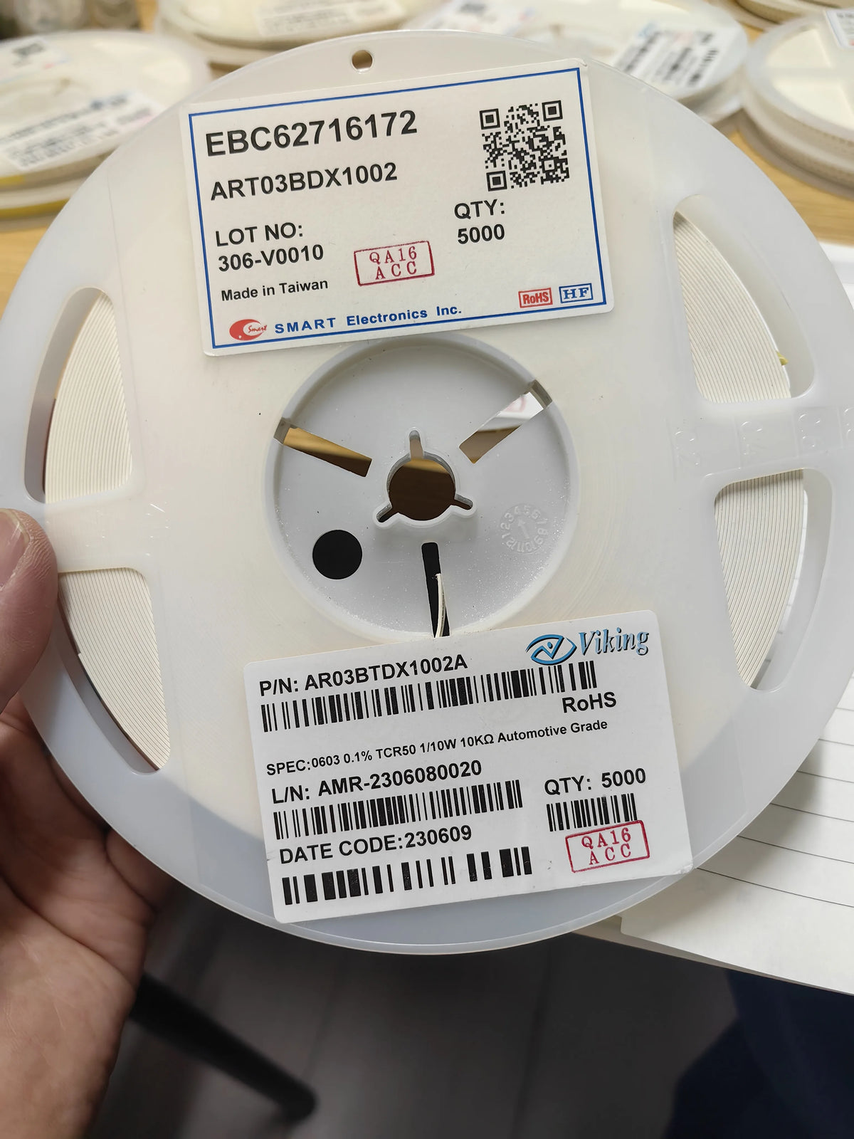 AR03BTX1002A SMD IC Chip New in Stock Electronic Components