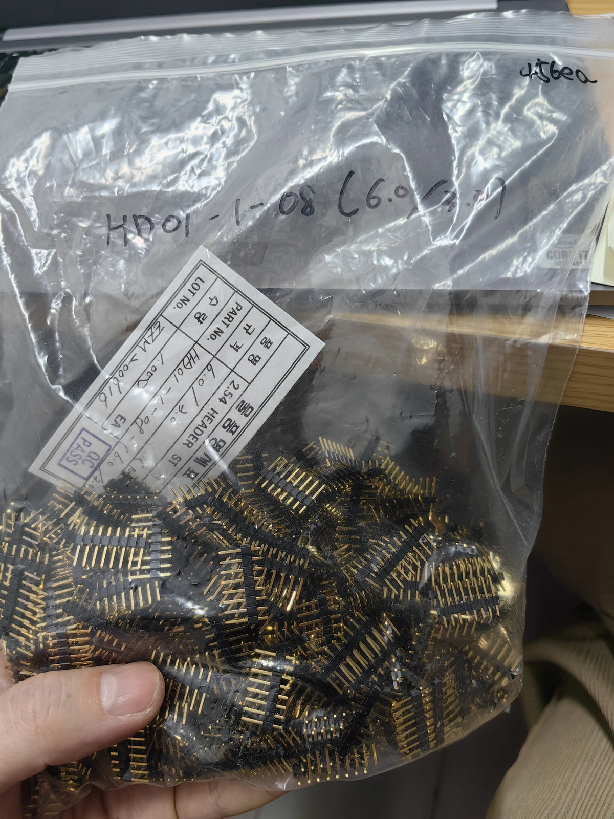 HD01-1-08-(6.0/3.0) THT IC Chip New in Stock Electronic Components