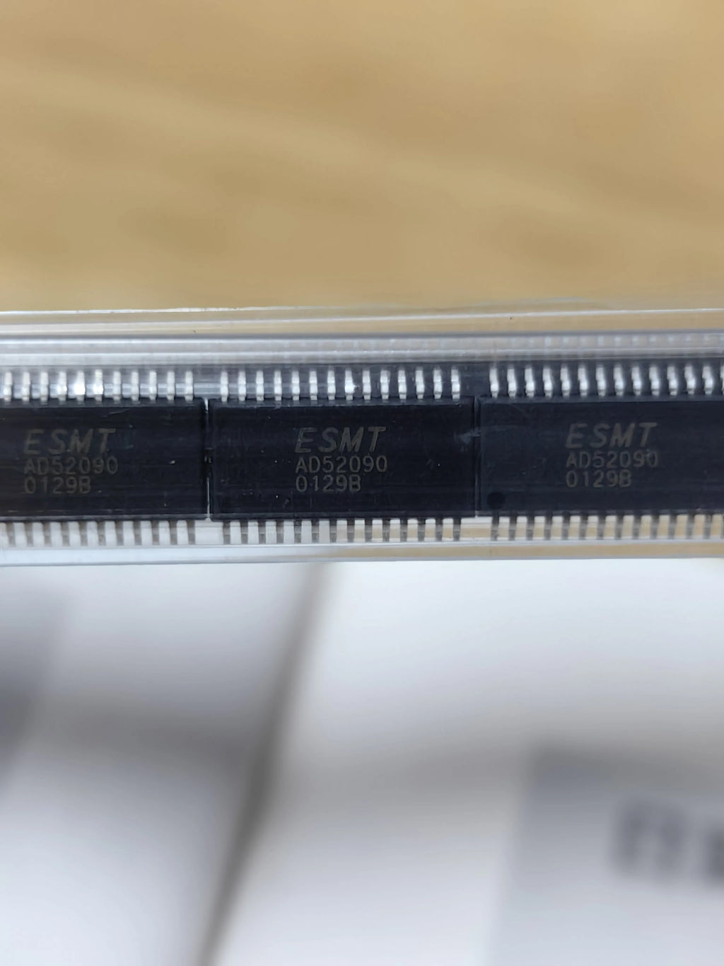 AD52090-QG28NRT TSSOP28 IC Chip New in Stock Electronic Components