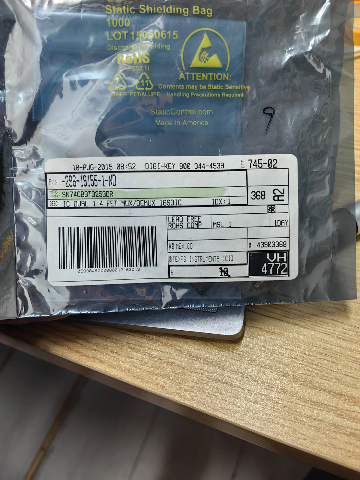 SN74CB3T3253DR SOIC16 IC Chip New in Stock Electronic Components