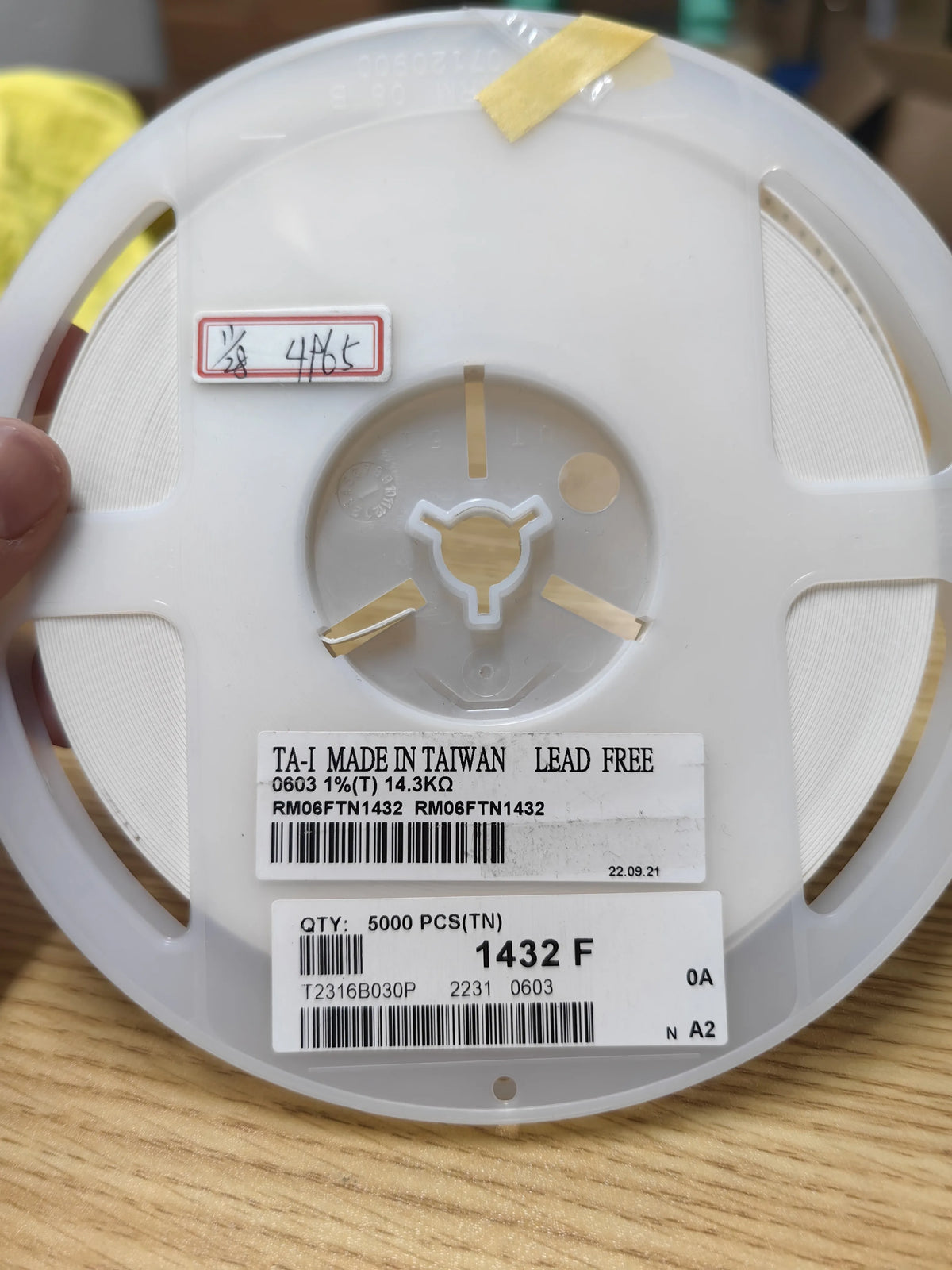 RM06FTN1432 SMD IC Chip New in Stock Electronic Components