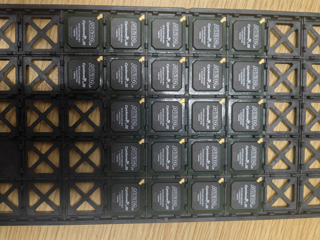 EPP3C120F484C8ES BGA IC Chip New in Stock Electronic Components