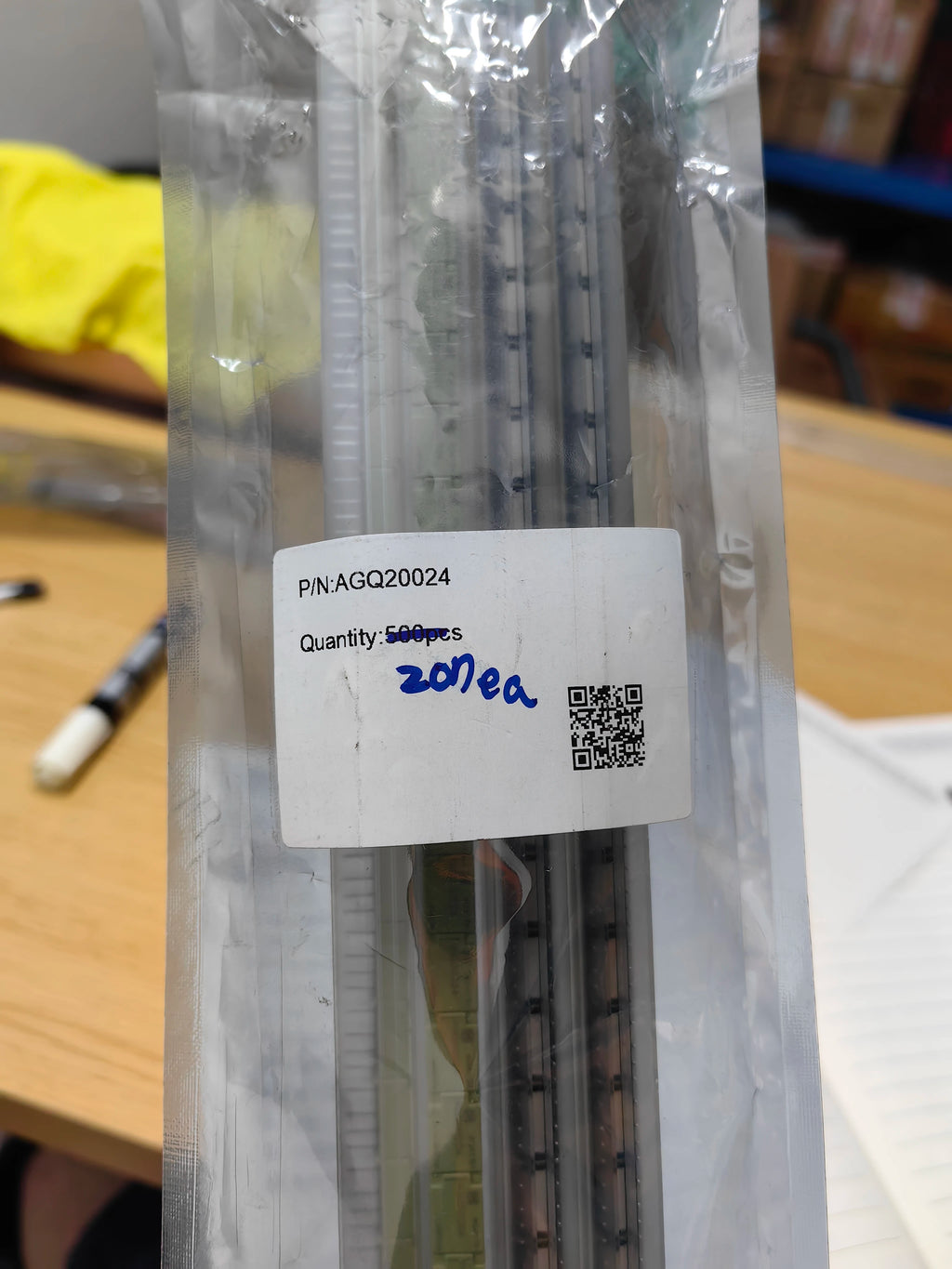 AGQ20024 DIP IC Chip New in Stock Electronic Components