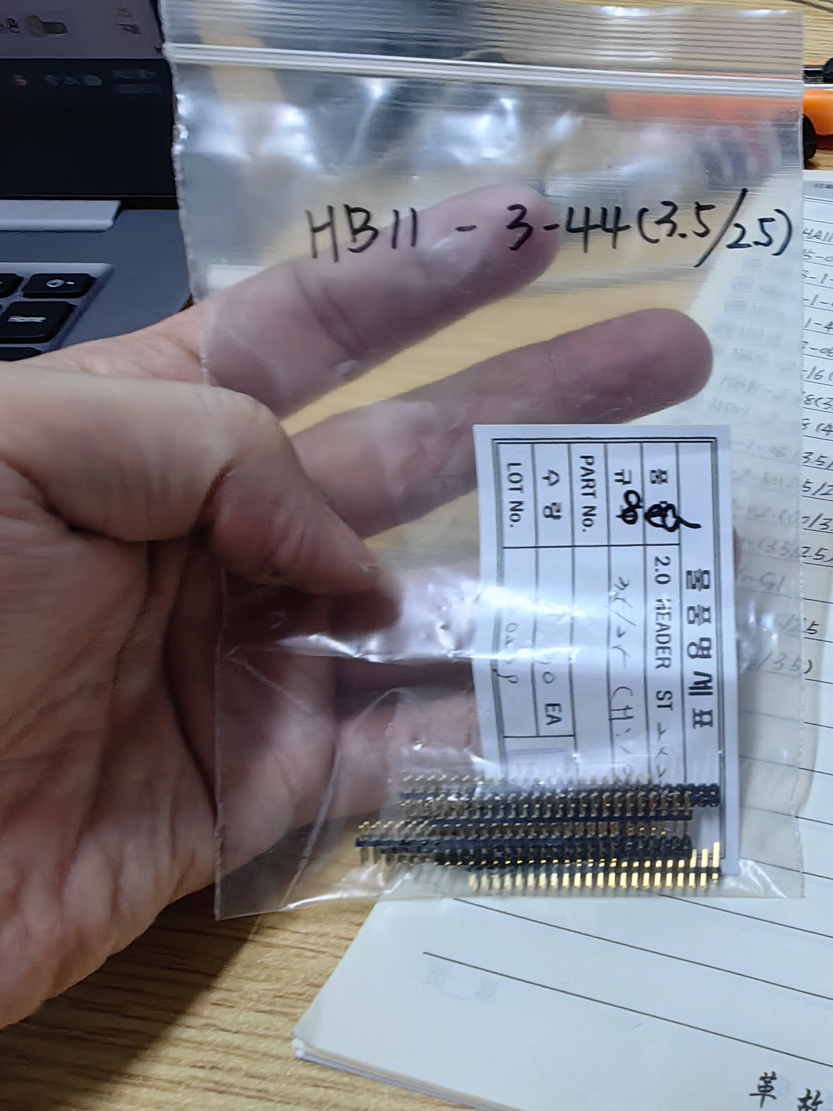 HB11-3-44-(3.5/2.5) THT IC Chip New in Stock Electronic Components