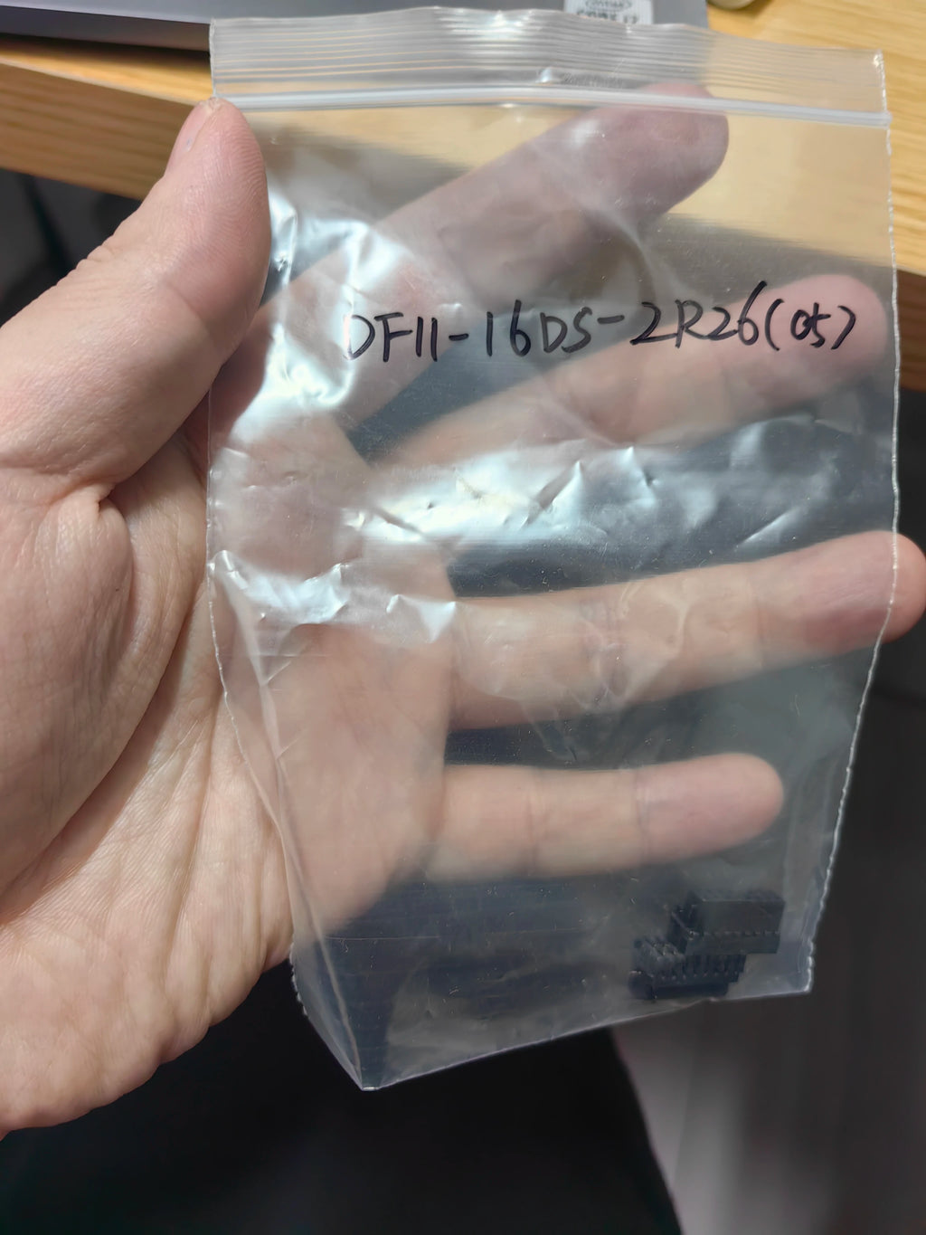 DF11-16DS-2R26(05) SMD IC Chip New in Stock Electronic Components