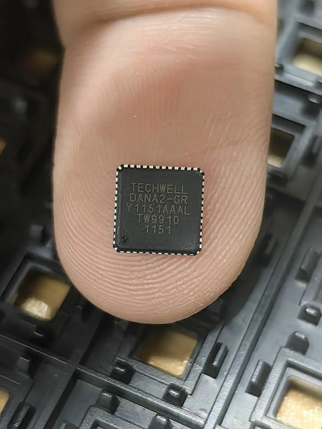 TW9910 QFN IC Chip New in Stock Electronic Components