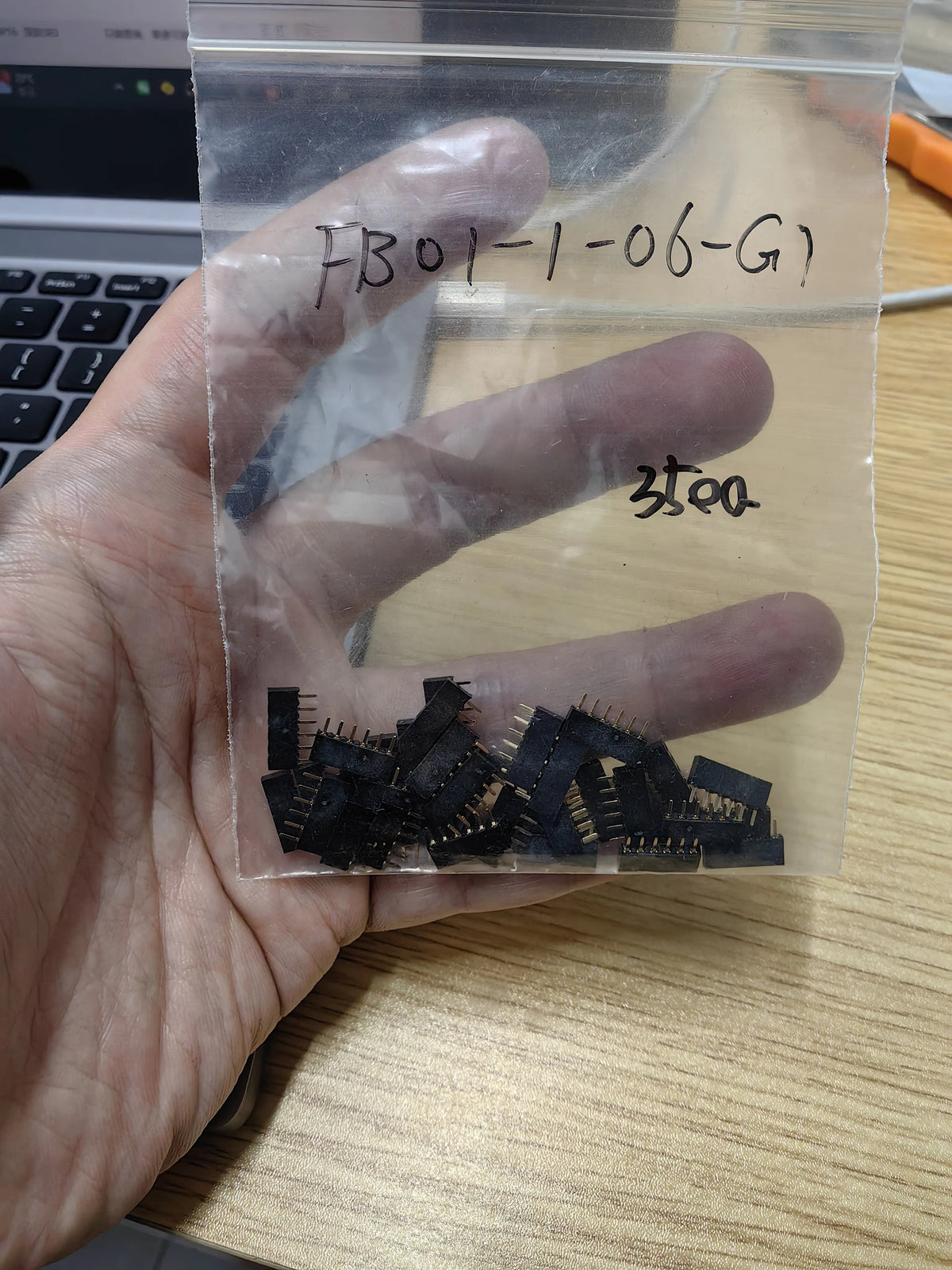 FB01-1-06-G1 THT IC Chip New in Stock Electronic Components