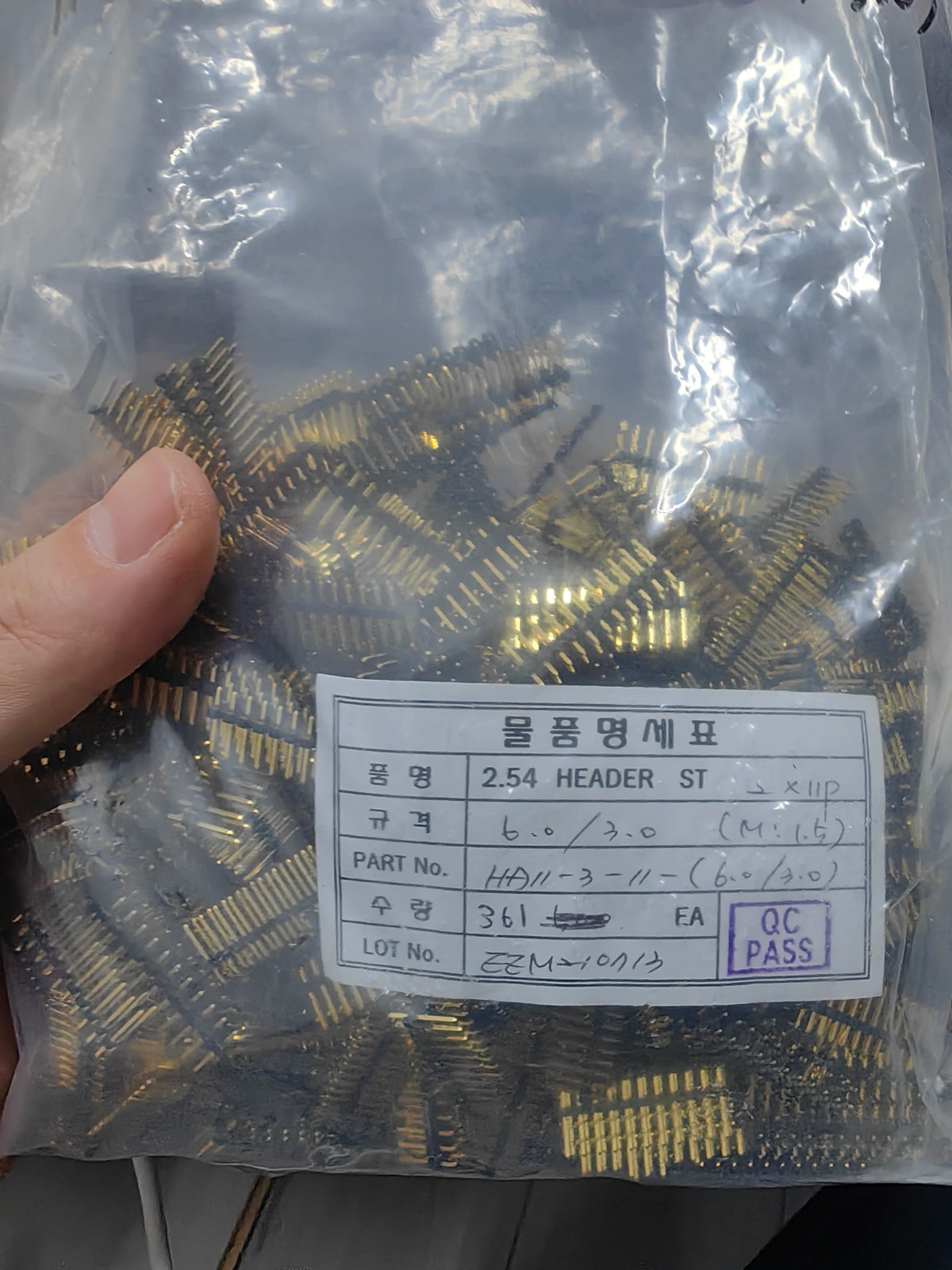 HD11-3-22-(60/3.0) DIP IC Chip New in Stock Electronic Components