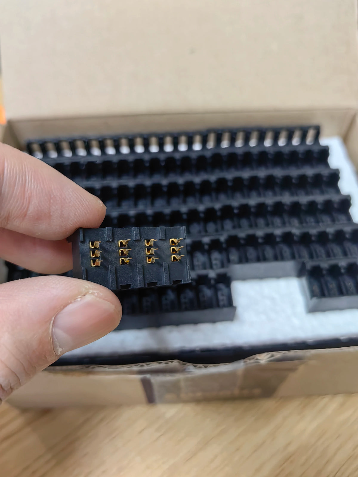 CNE-B403 PCB IC Chip New in Stock Electronic Components