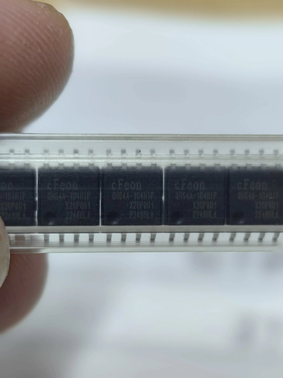 EN25QH64A-104HIP SOP8 IC Chip New in Stock Electronic Components