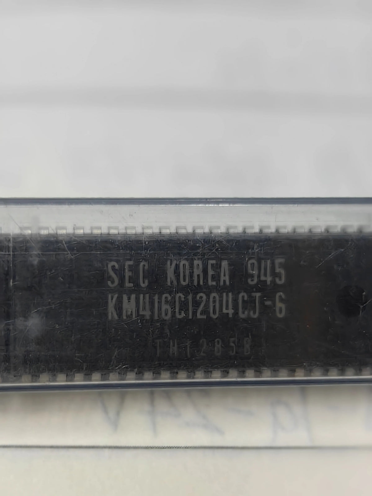 KM416C1204CJ-6 SOJ42 IC Chip New in Stock Electronic Components