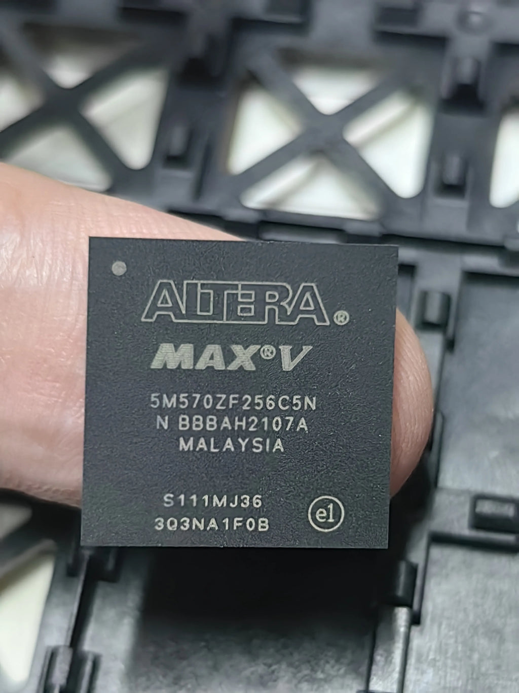5M570ZF256C5N BGA IC Chip New in Stock Electronic Components
