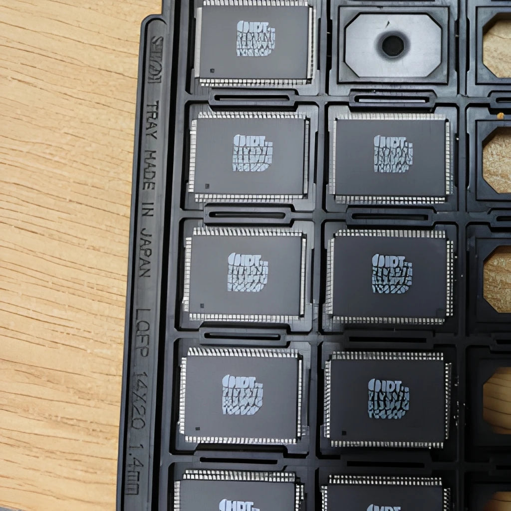 71V3578 Renesas 4.5M Bit Synchronous SRAM Memory IC TQFP 100 New Original Factory Sealed in Stock