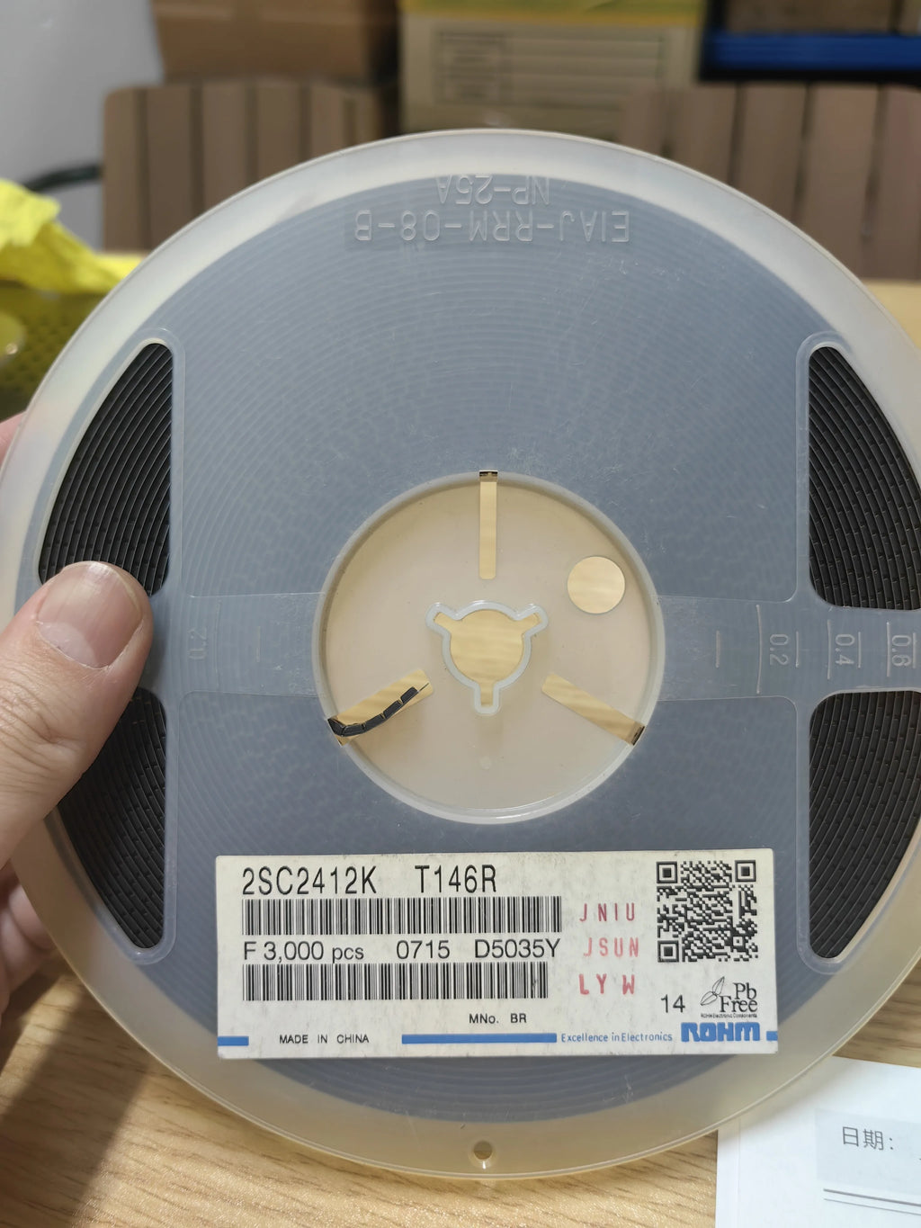 2SC2412KT146R SOT23 IC Chip New in Stock Electronic Components
