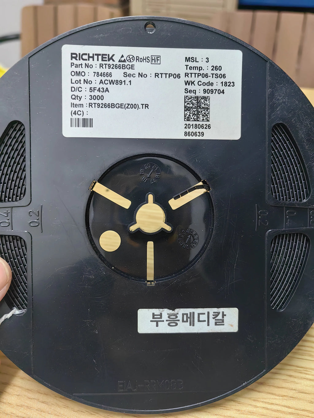 RT9266BGE SOT23-6 IC Chip New in Stock Electronic Components