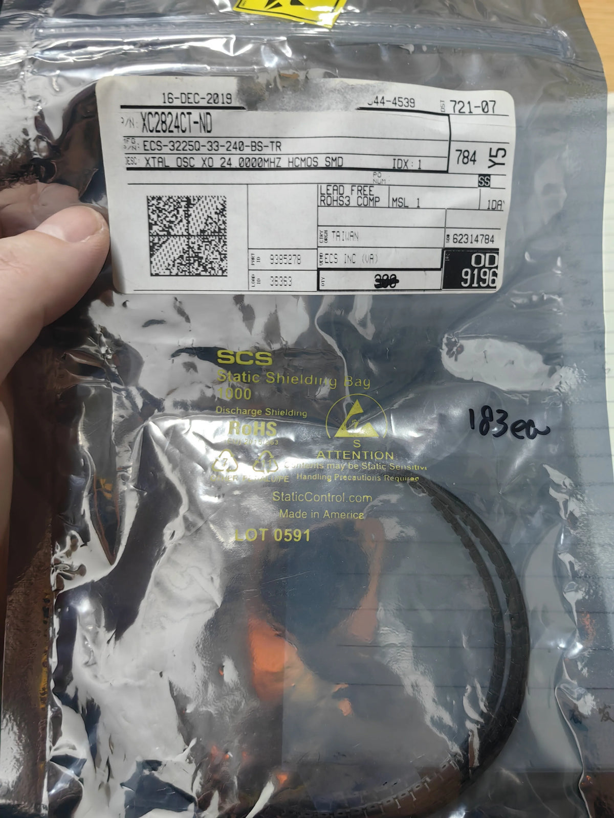 ECS-3225Q-33-240-BS-TR SMD IC Chip New in Stock Electronic Components
