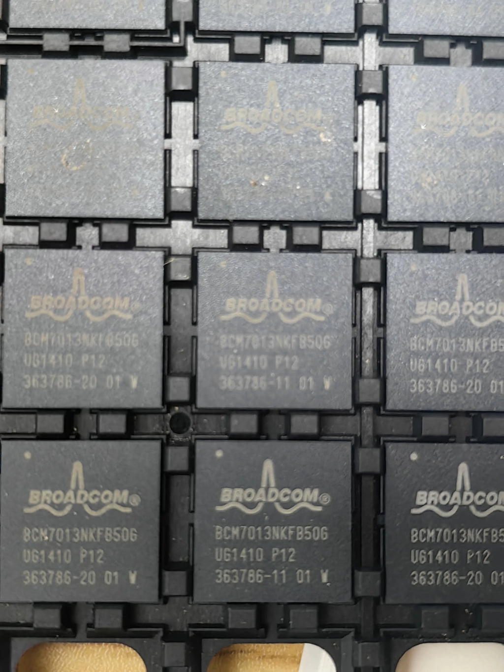 BCM7013NKFB50G BGA IC Chip New in Stock Electronic Components