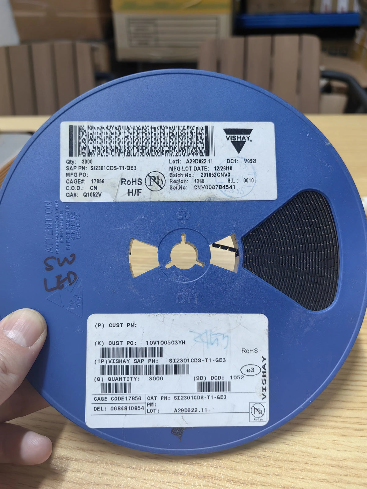 SI2301CDS-T1-GE3 SOT23 IC Chip New in Stock Electronic Components
