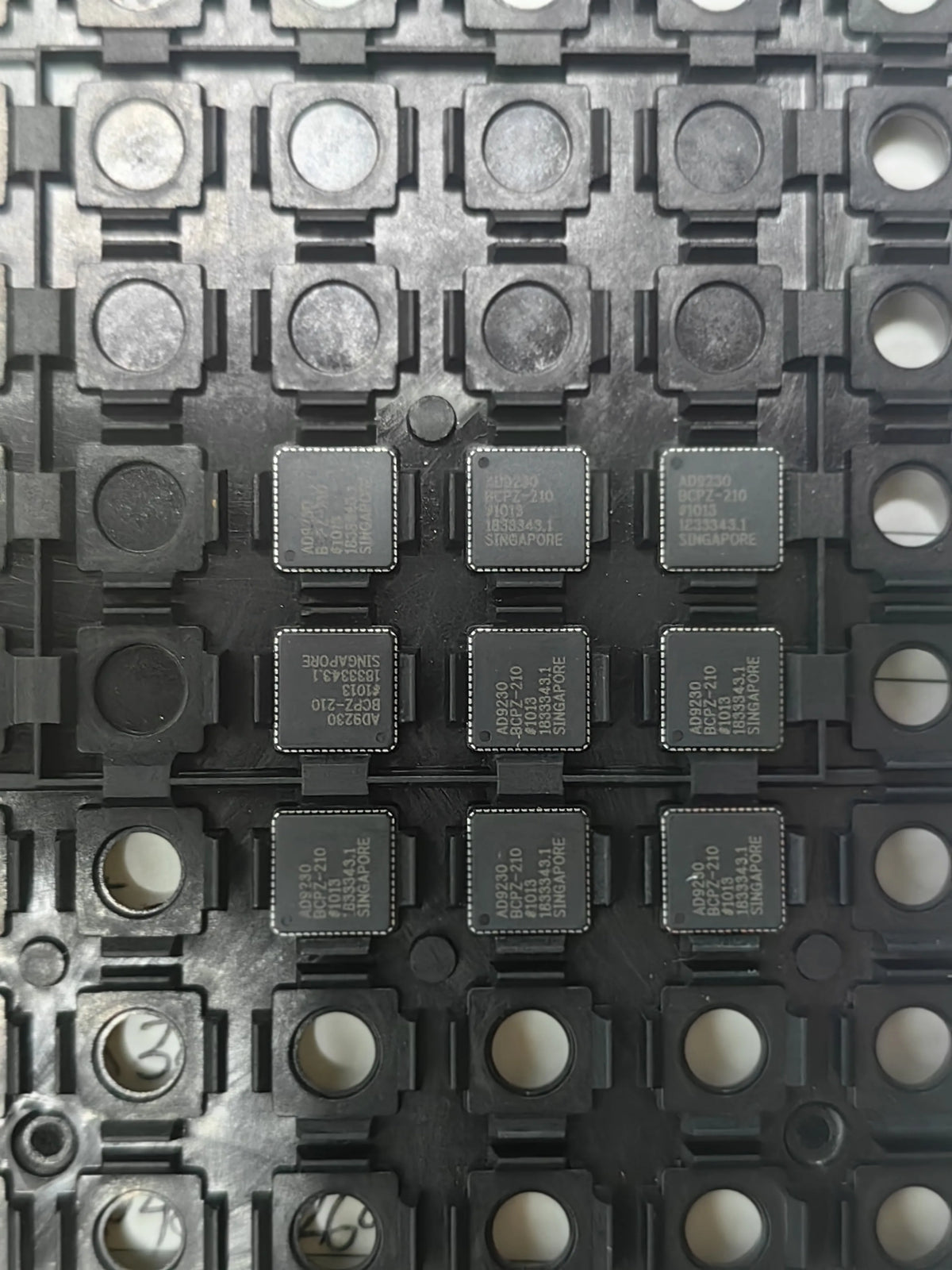 AD9230BCPZ-210 LFCSP-64 ADC Analog to Digital Converter IC Chip New in Stock Electronic Components
