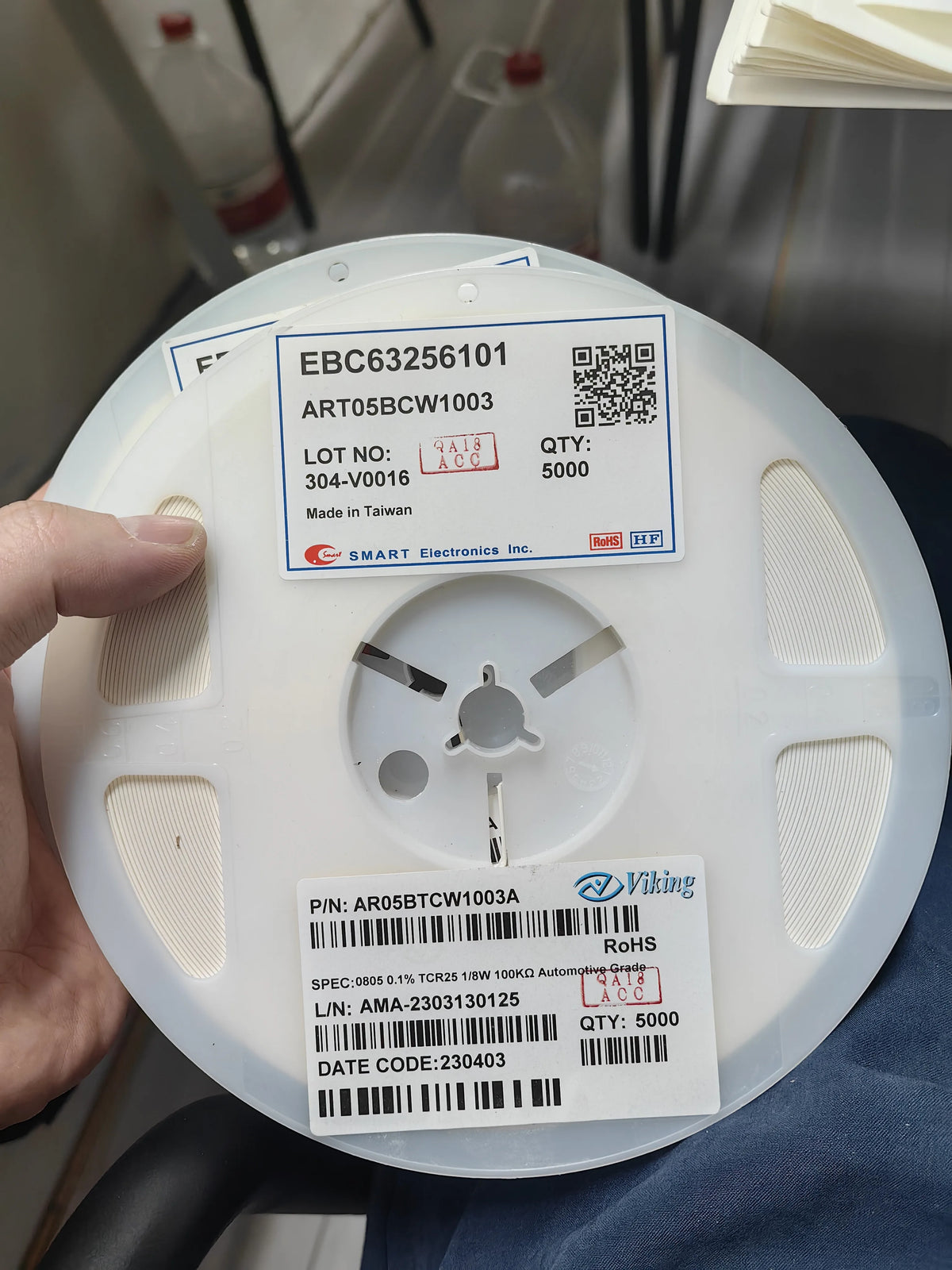 AR05BTCW1003A SMD IC Chip New in Stock Electronic Components