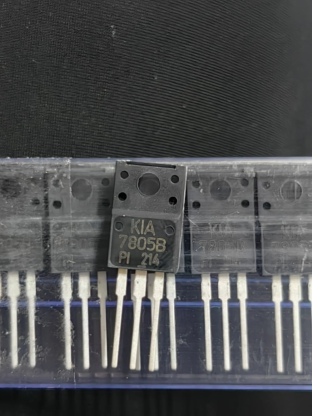 KIA7805BPI-U/PF TO220F IC Chip New in Stock Electronic Components