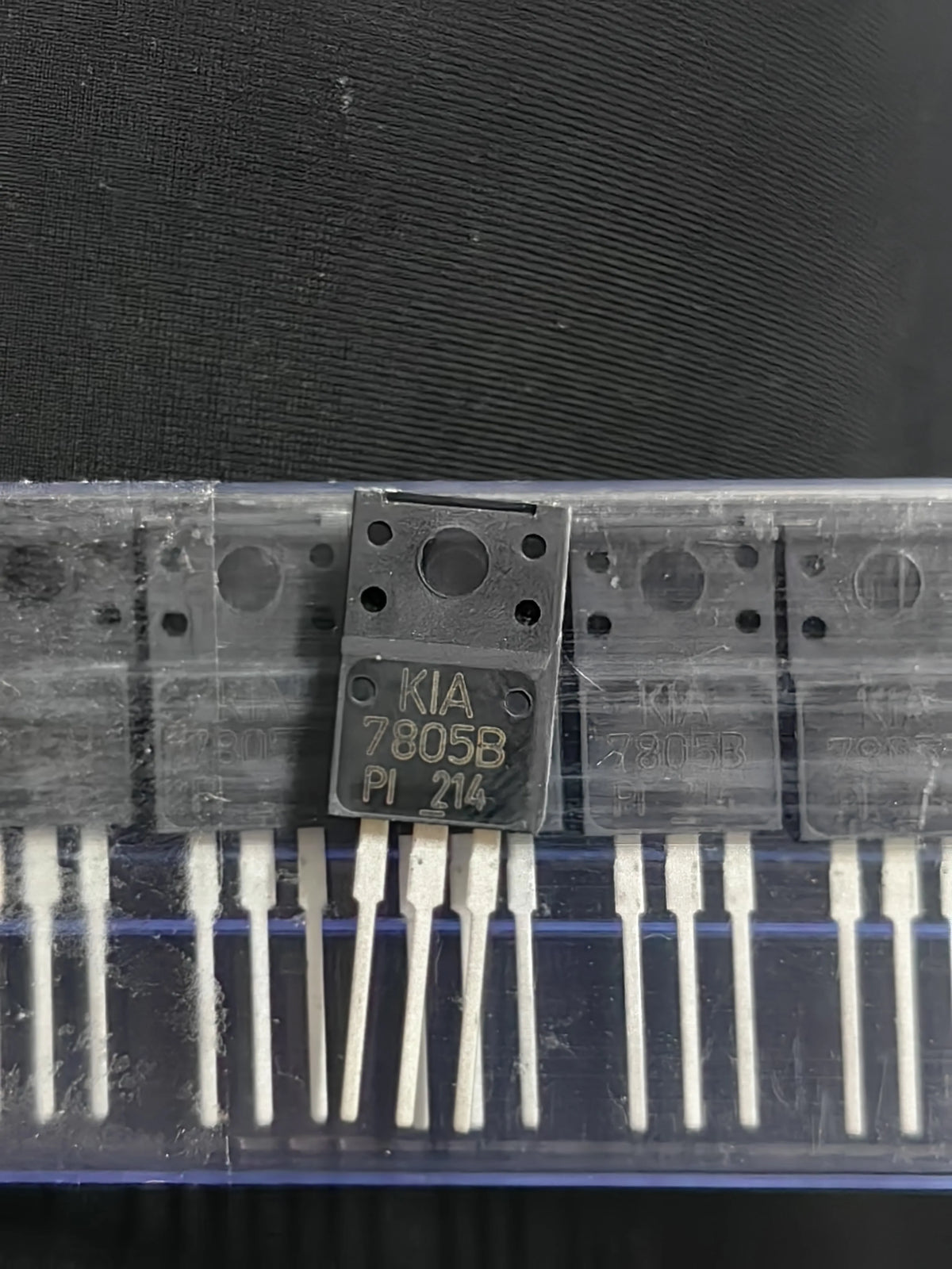 KIA7805BPI-U/PF TO220F IC Chip New in Stock Electronic Components