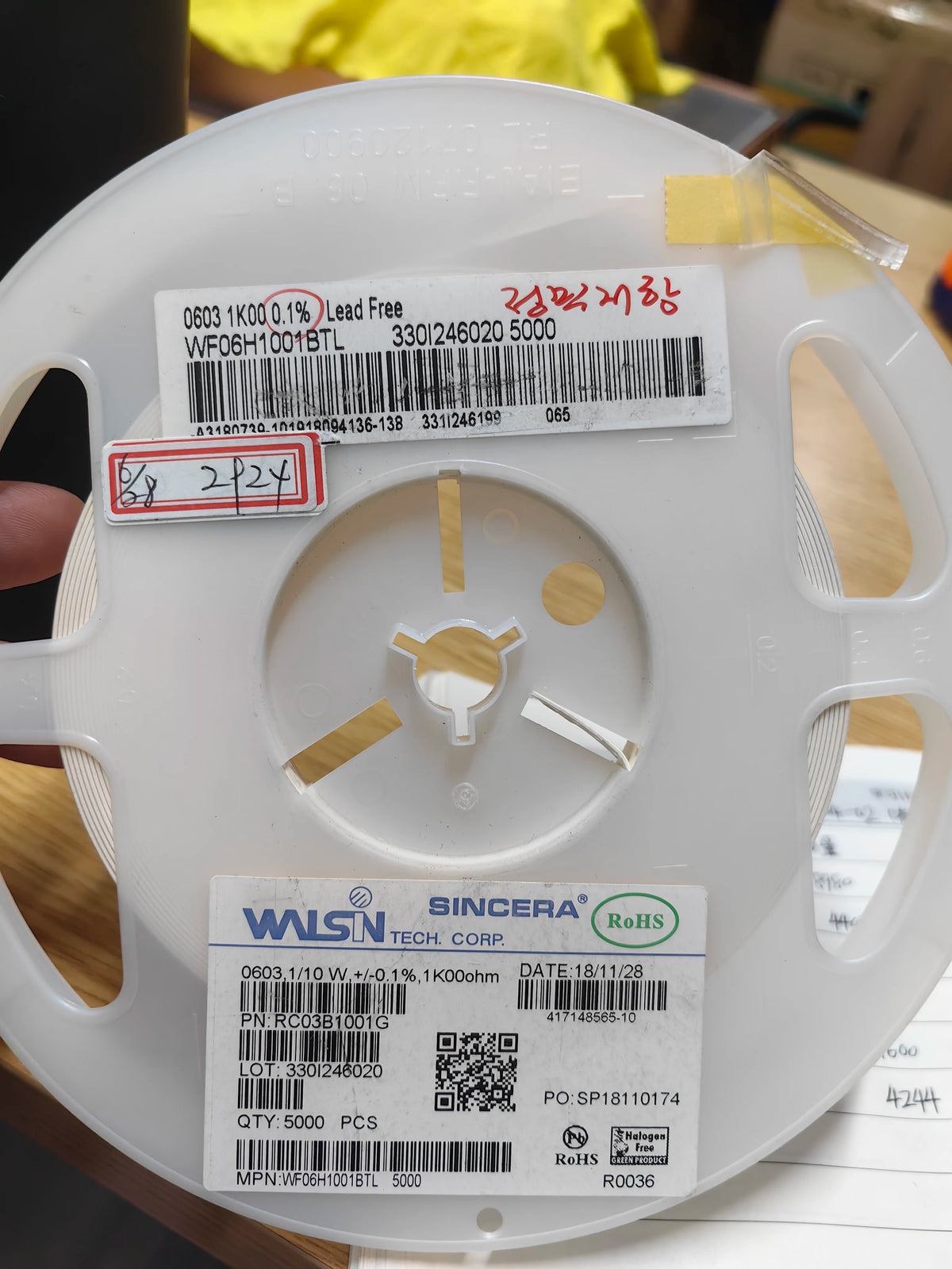 WF06H1001BTL SMD IC Chip New in Stock Electronic Components