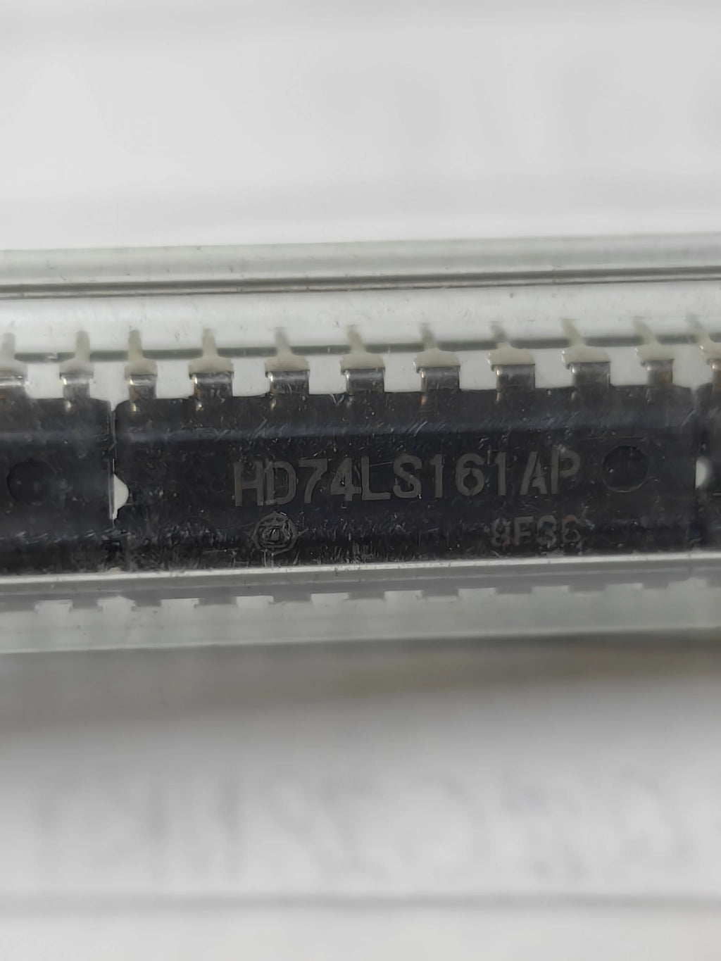 HD74LS161AP DIP IC Chip New in Stock Electronic Components