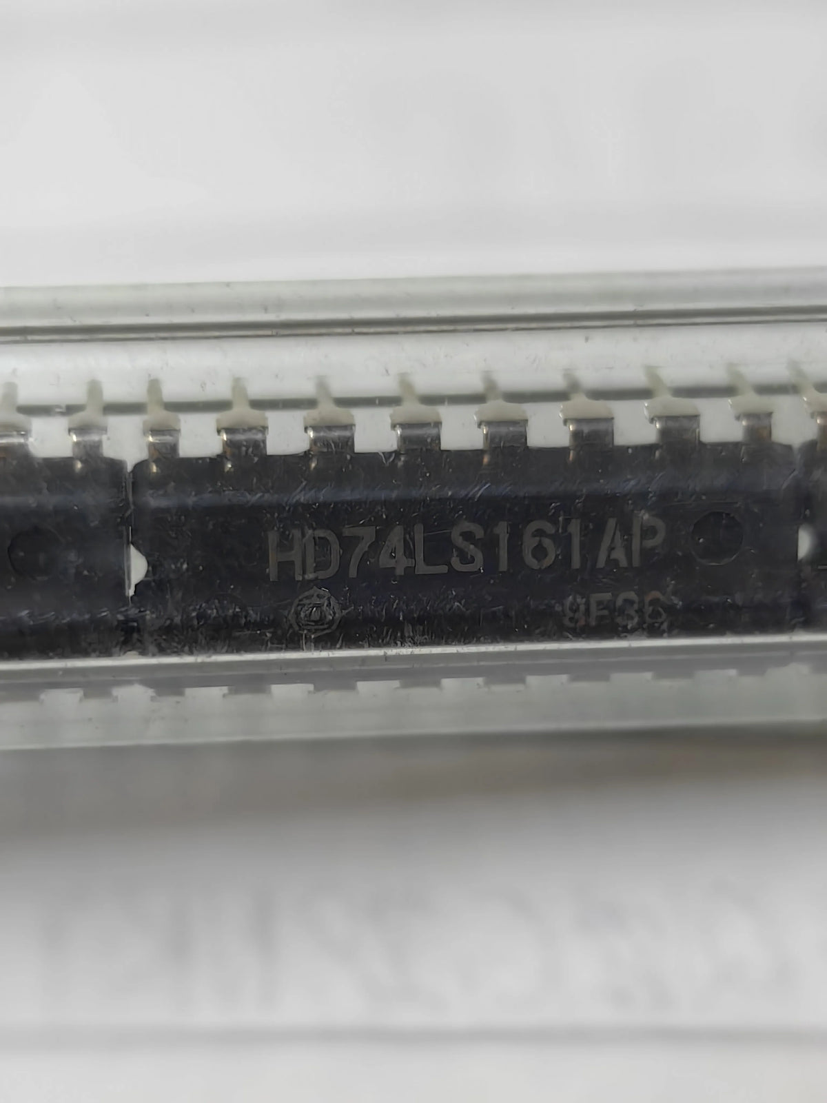HD74LS161AP DIP IC Chip New in Stock Electronic Components