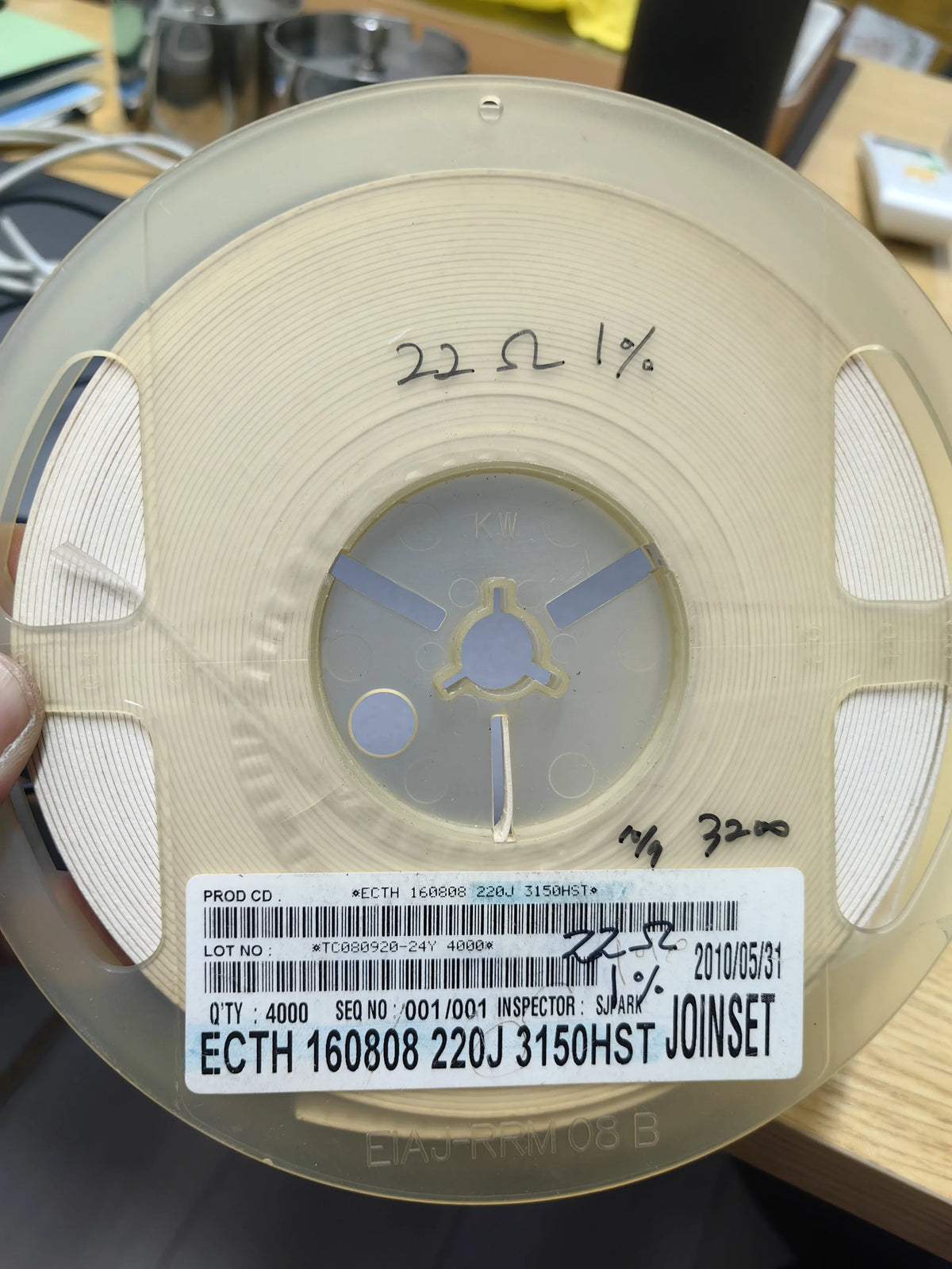 ECTH160808220J3150HST SMD IC Chip New in Stock Electronic Components